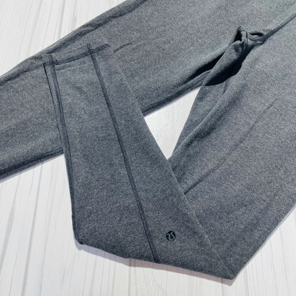 Lululemon high rise leggings (4) - Picture 3 of 7